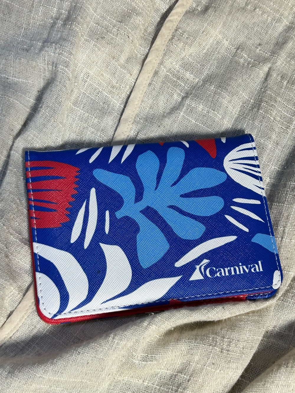 Carnival Cruise Lines Passport ID Credit Cards Holder NEW
